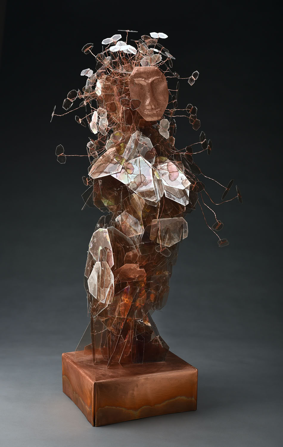 eve-s-daughters-mica-wire-copper-swarovski-crystal-2018-31x15x15-4700-cenzhack