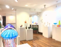 A WORLD SUSPENDED IN COLOR  Fine Art Glass