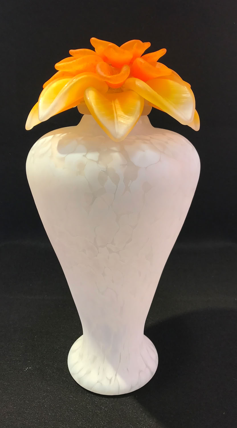 David Leppla Dahlia Urn (Tall) 2016 Blown glass, acid etched